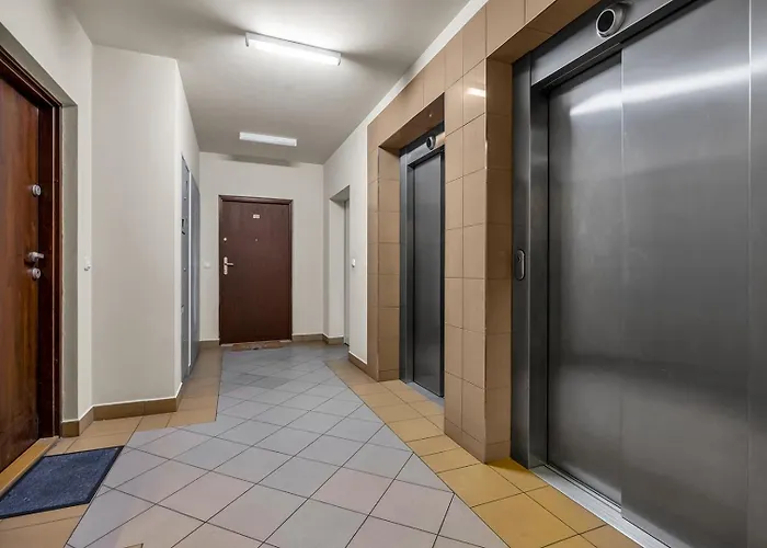 Metro Bemowo Comfort By Bookinghost